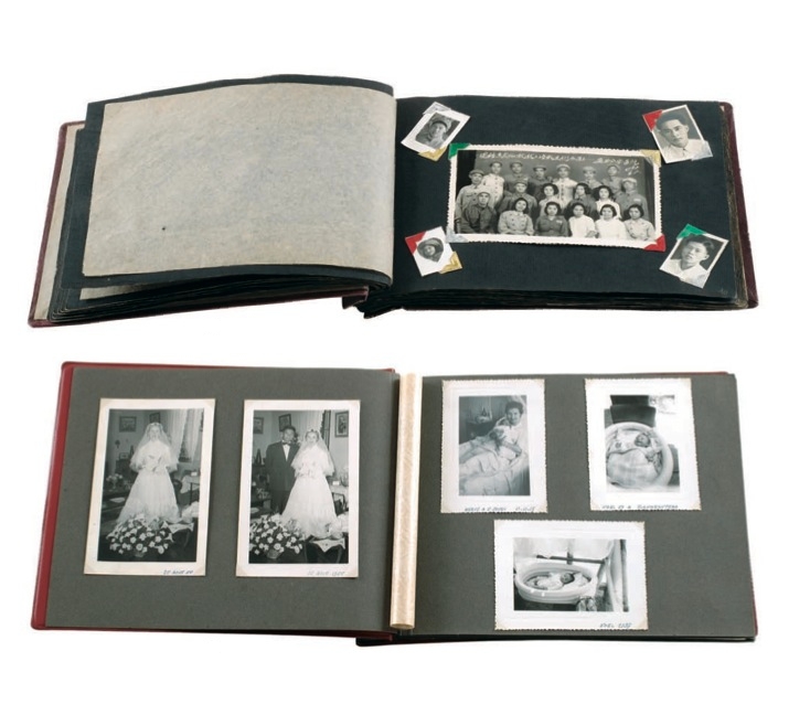 Anonyme / Re?publique populaire de Chine anne?es 1960 Tirages au ge?latino-bromure d’argent, album 16,5 x 24 cm /
collection du muse?e Nice?phore Nie?pce
Anonyme / France 1956-1968 Photographies au