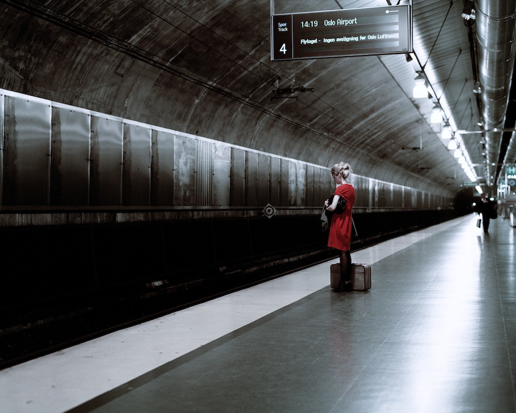 Thomas Zanon-Larcher, Nora, Train Station II, Oslo, August 2006 All courtesy of the artist and the Wapping Project Bankside.