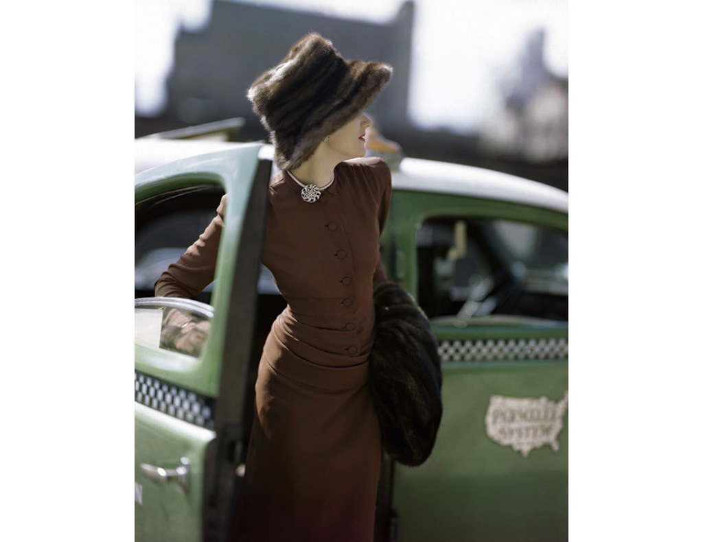 Constantin Joffé, Vogue américain, septembre 1945. © 1945 Condé Nast