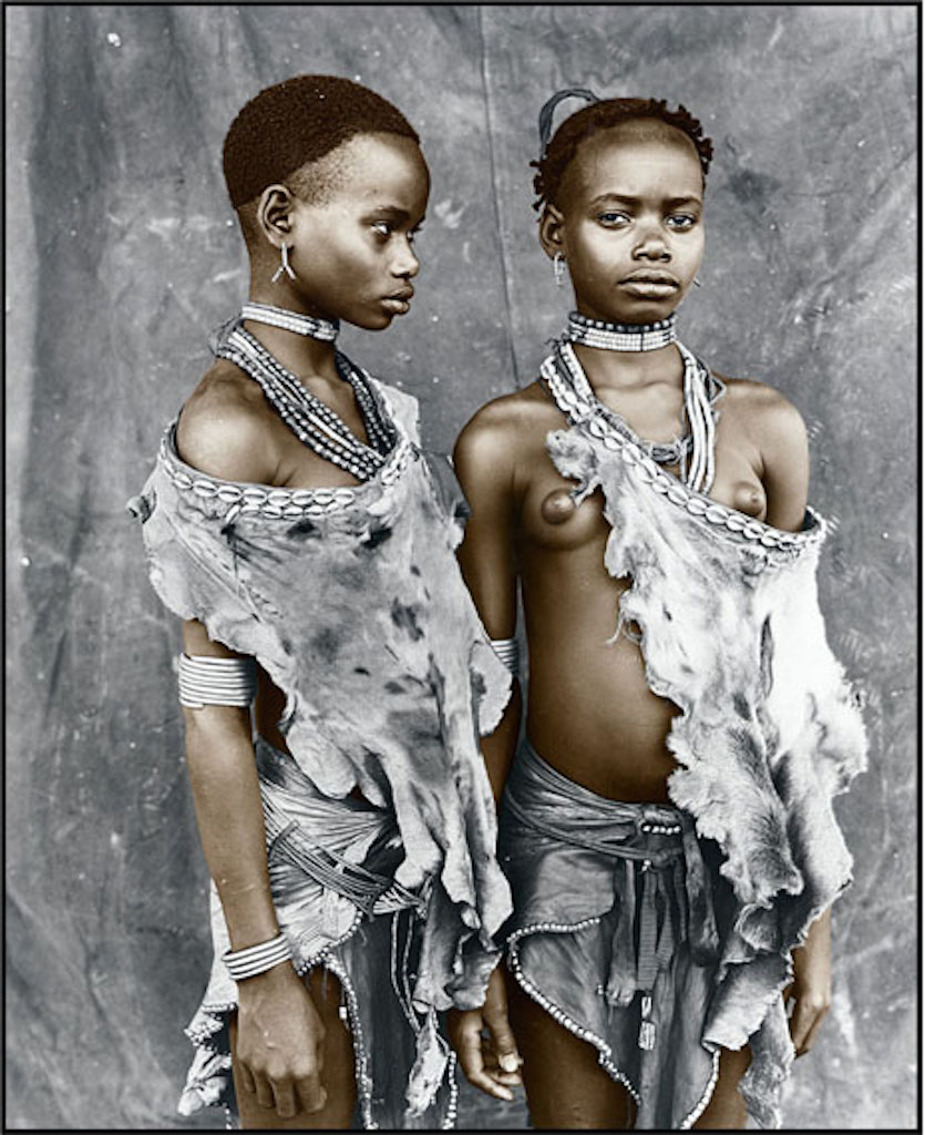 © Jan C. Schlegel
Meisa & Bona (13), Hamer Tribe, Ethiopia 2008