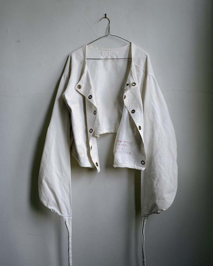 Straightjacket, Logansport State Hospital Logansport, Indiana, 2007 ©Christopher Payne/Courtesy of Benrubi Gallery, NYC