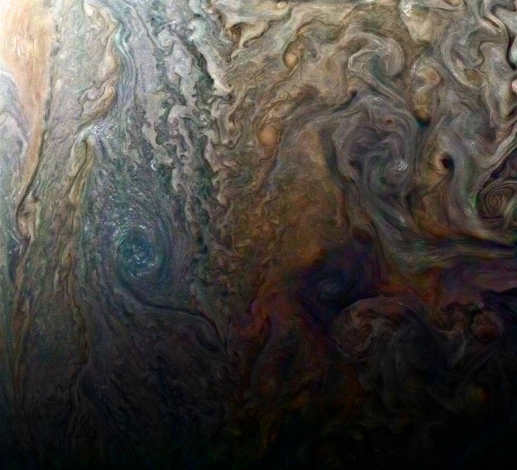 © NASA - JPL-Caltech - SwRI/MSSS/Roman Tkachenko