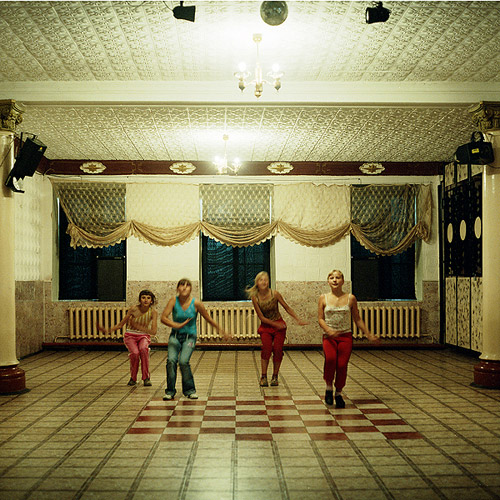 Dschinsovaja Diskoteka C- Print, 150 x 149 cm, framed, 5+2 AP