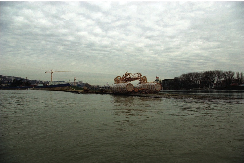 Bertrand Grosol, MamiWAta L820L650H320, 2007 / Photo Vartan Ohanian