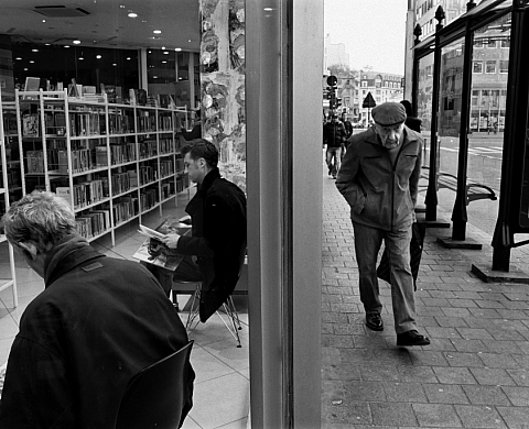 Projet  pages inattendues  -un livre - une expos - de la littérature et du parage 