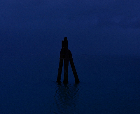 Eric Bourret - Photographies - 2005-2015 - et l'espace fera de moi un être humain