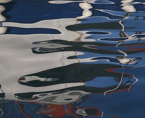 Exposition: Blue, Bleu, Azul