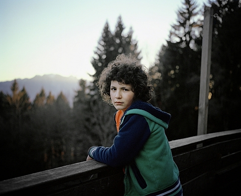 Exposition Far From Home de Youqine Lefèvre