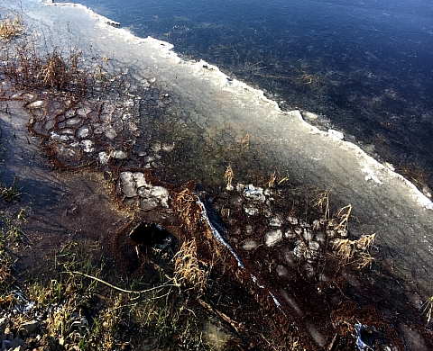 From Bleue Water to Red Fire