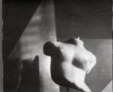 Eileen Gray 60 créations originales sur papier