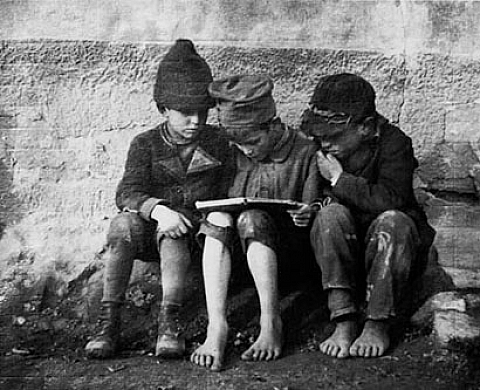 André Kertész - L'intime plaisir de lire André Kertész - L'intime plaisir de lire