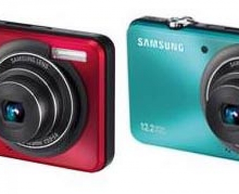 SAMSUNG ST45 Le compact tendance ultra-slim