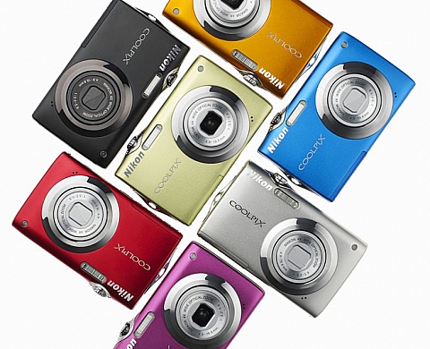 Nikon Coolpix S3000 ultra-compact : environ 17 mm