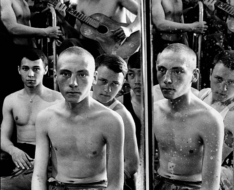 Face Moi - Eric Vazzoler Conte des laissés-pour-jeunes Face Moi - Eric Vazzoler Conte des laissés-pour-jeunes