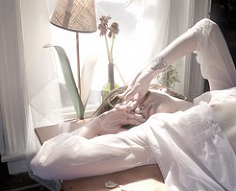 Rêverie...à fleur de peau, par Laure-Esther Amanou Rêverie...à fleur de peau, par Laure-Esther Amanou