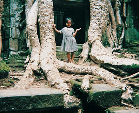 Archéologues à Angkor - Archives photograhiques de l'École française d'Extrême-Orient Archéologues à Angkor - Archives photograhiques de l'École française d'Extrême-Orient