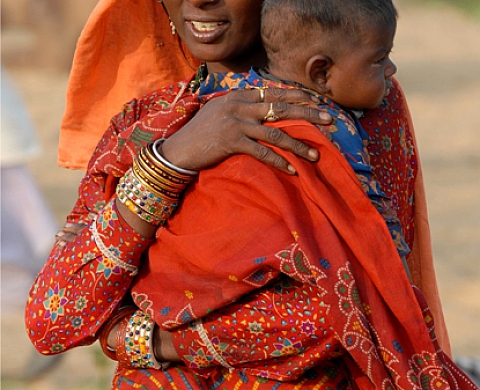 INDIA : FEMMES ET ENFANTS - Roger Bella INDIA : FEMMES ET ENFANTS - Roger Bella
