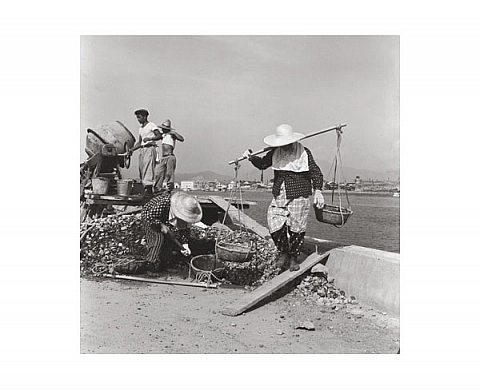   Tu n'a rien d'Hiroshima, de Rouen à Iroshima - Emmanuelle Riva  à l'été photographique de lectoure