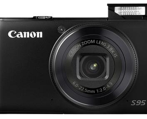 PowerShot S95 : contrôle manuel et hautes performances en faible éclairage dans un boîtier ultra-compact