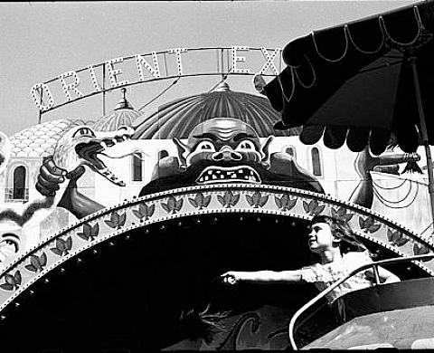 VOZ'IMAGE présente Marc Held et Arno Brignon dans le cadre du Mois de la Photo OFF