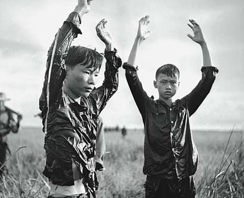 L'Indochine en guerre, des images sous contrôle 1945-1954