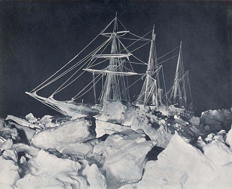 LE GRAND BLANC La photographie et la conquête du Pôle Sud Epreuves originales 1907-1916 LE GRAND BLANC La photographie et la conquête du Pôle Sud Epreuves originales 1907-1916