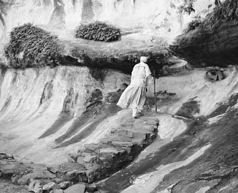 Santu Mofokeng, magicien méconnu de la photo Sud-Africaine, au Jeu de Paume