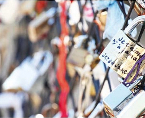 Vic - L'attache Coeur