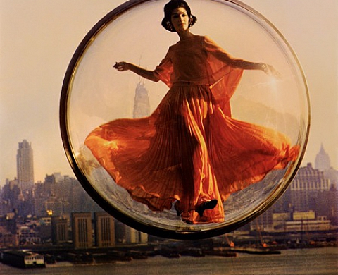 Le Royal Monceau - Raffles Paris expose le photographe Melvin Sokolsky