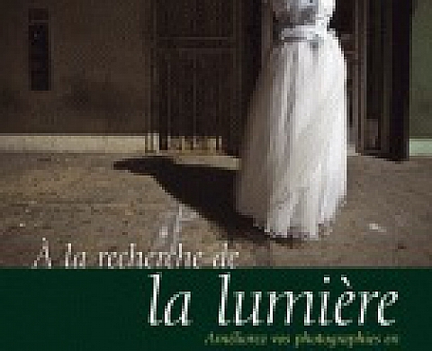 À la recherche de la lumière, améliorez vos photographies en lumière ambiante