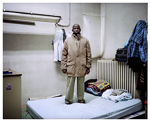 Cyril Zannettacci à la rencontre des sans-papiers de la rue Baudelique