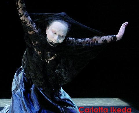 Carlotta Ikeda, du Carlotta Ikeda, du