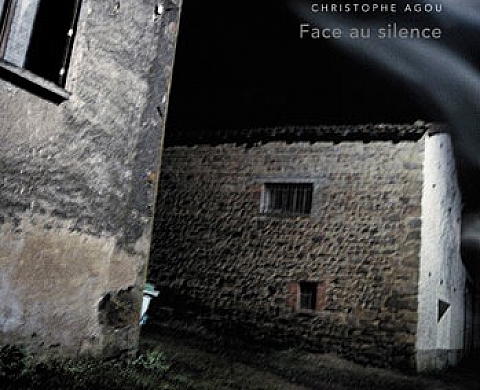 Christophe Agou se retrouve Face au silence 