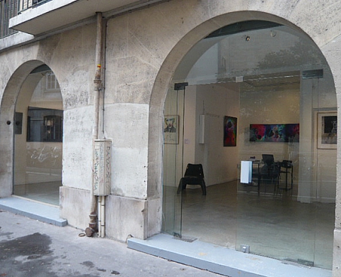 «Je veux voir évoluer les artistes» : rencontre avec Valérie Cazin, directrice de la galerie Binôme «Je veux voir évoluer les artistes» : rencontre avec Valérie Cazin, directrice de la galerie Binôme