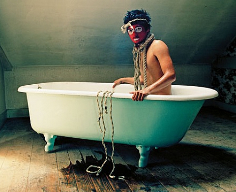 Le théâtre du Crochetan expose Gaijin de David Favrod