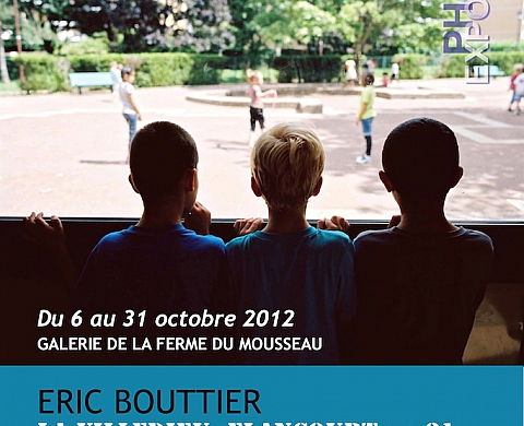 Eric Bouttier reçoit dans sa résidence d'artiste pour l'exposition La Villedieu, Elancourt + 31