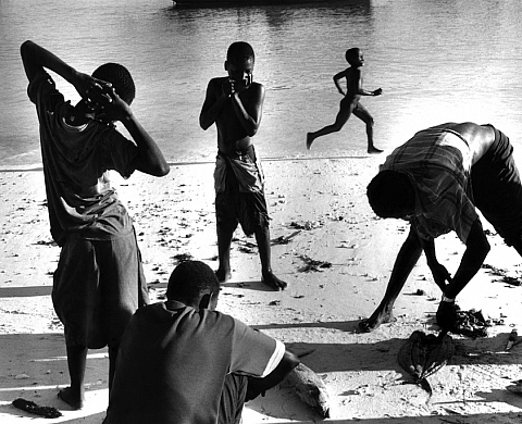 Claude Dityvon présente l'exposition «Zanzibar» à la Galerie Dityvon