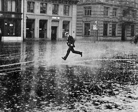 A Genève, le Flux Laboratory présente l'exposition « Bank on Us » de Mark Henley