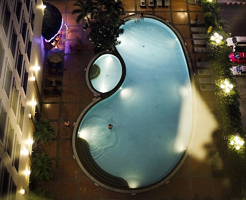 Maïté Renson s'immerge à la galerie Photo Up