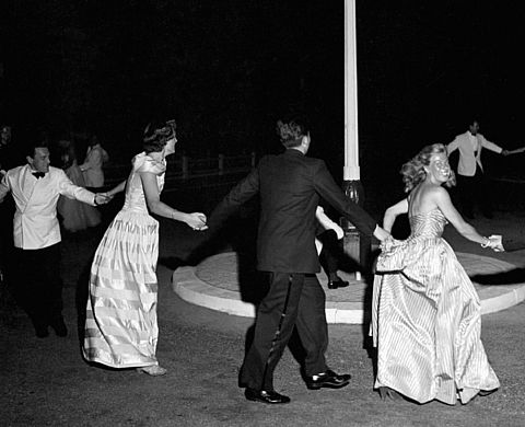 La Ville de Deauville expose en plein air le photographe Willy Rizzo