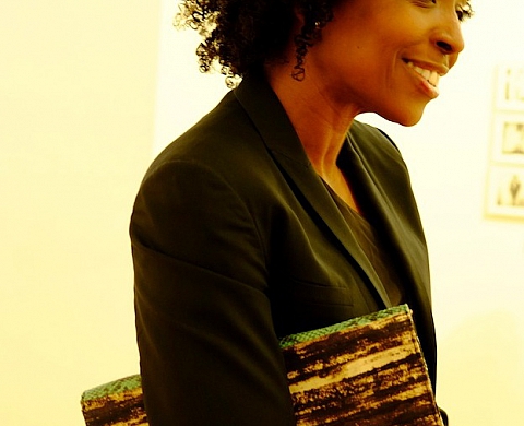 Rencontre avec Lorna Simpson, dans le cadre de sa première grande rétrospective européenne au Jeu de Paume Rencontre avec Lorna Simpson, dans le cadre de sa première grande rétrospective européenne au Jeu de Paume