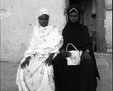 Les « Portraits de brousse » d'Oumar Ly au Comptoir Général Les « Portraits de brousse » d'Oumar Ly au Comptoir Général