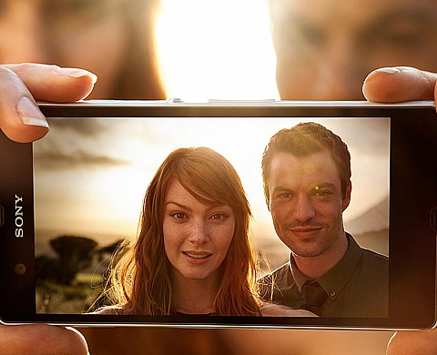 Un apparel photo sony amovible pour smartphone! Un apparel photo sony amovible pour smartphone!