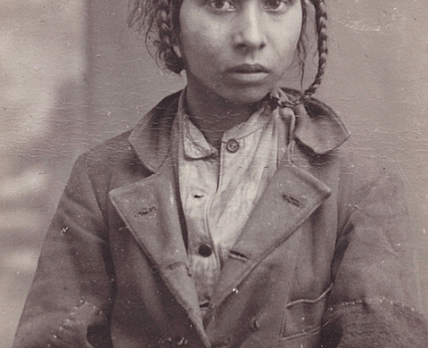 La Galerie Lumière des Roses présente l'exposition « ROMS »: photographies des 19e et 20e siècles