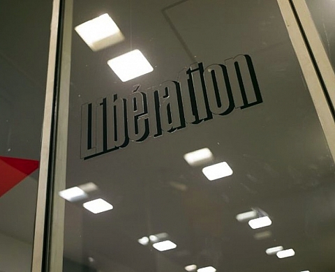 Un homme ouvre le feu au siège de Libération, faisant un blessé grave