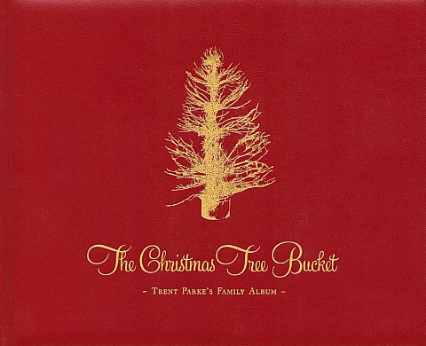 « The Christmas Tree Bucket » : Le noël désenchanté par Trent Parke aux éditions Steidl « The Christmas Tree Bucket » : Le noël désenchanté par Trent Parke aux éditions Steidl