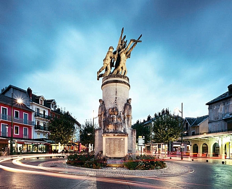 « Stèles » de Patrick Tourneboeuf dans le cadre de l’exposition « Fusillés pour l’exemple – fantômes de la République, 1914-2014 » à l’Hôtel de Ville de Paris « Stèles » de Patrick Tourneboeuf dans le cadre de l’exposition « Fusillés pour l’exemple – fantômes de la République, 1914-2014 » à l’Hôtel de Ville de Paris