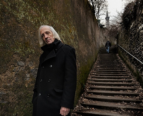 Ernesto Timor à la salle d'Exposition de la mairie de Lyon