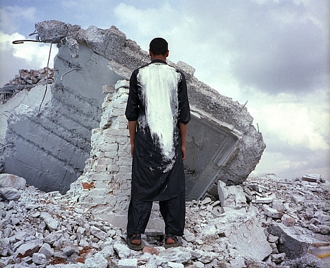 La Fondation Calouste Gulbenkian présente la première exposition individuelle de l'œuvre de Lida Abdul à Paris