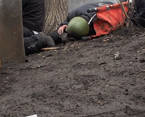 Le reporter de l'agence Magnum Jérôme Sessini sous les balles des snipers des rues de Kiev